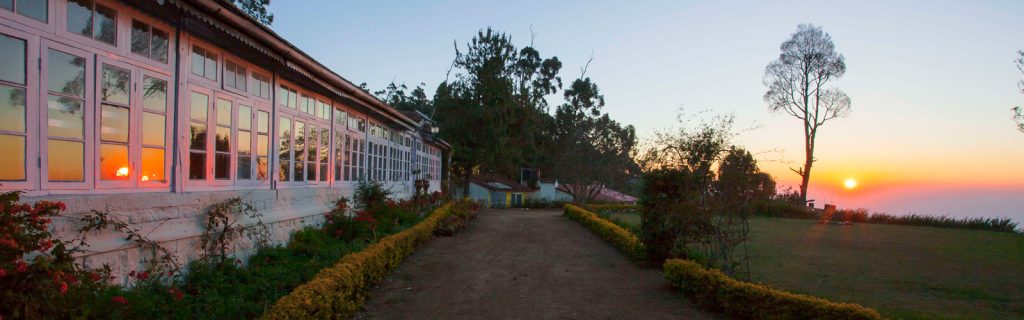 Green Valley in Kodaikanal (Suicide Point) - Guide, Images, Timings & More sun set view from kodaikanal home stay 1