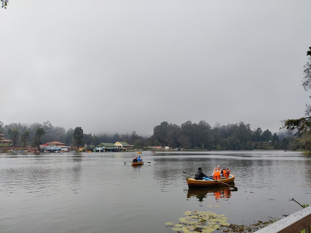Mannavanur Lake:Experience Nature's Serenity