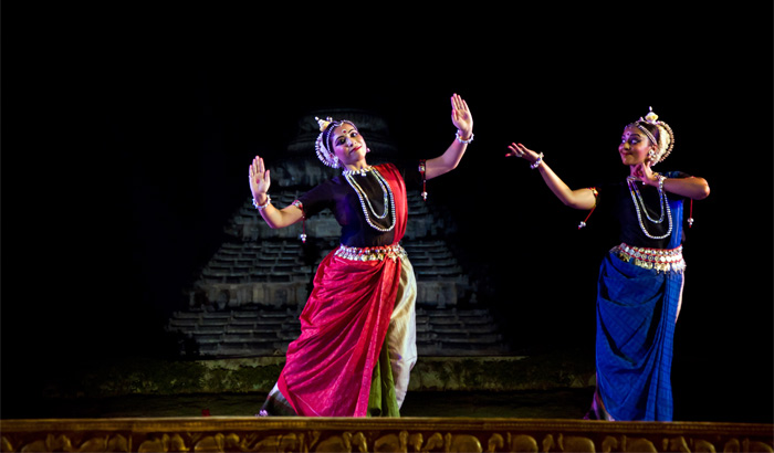 2 girls doing traditional dance